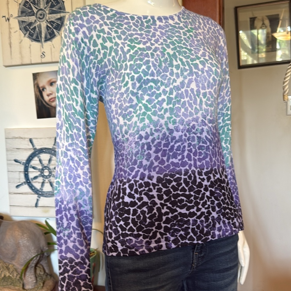 NWt northern reflections size small Women's Multicolor Leopard Print Top